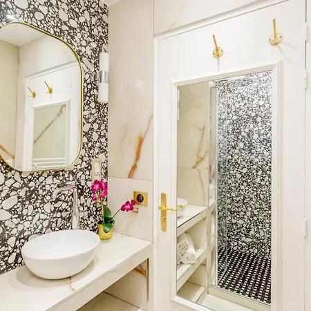 Apartment Merveil - Luxury - Louvre - Rousseau Paris